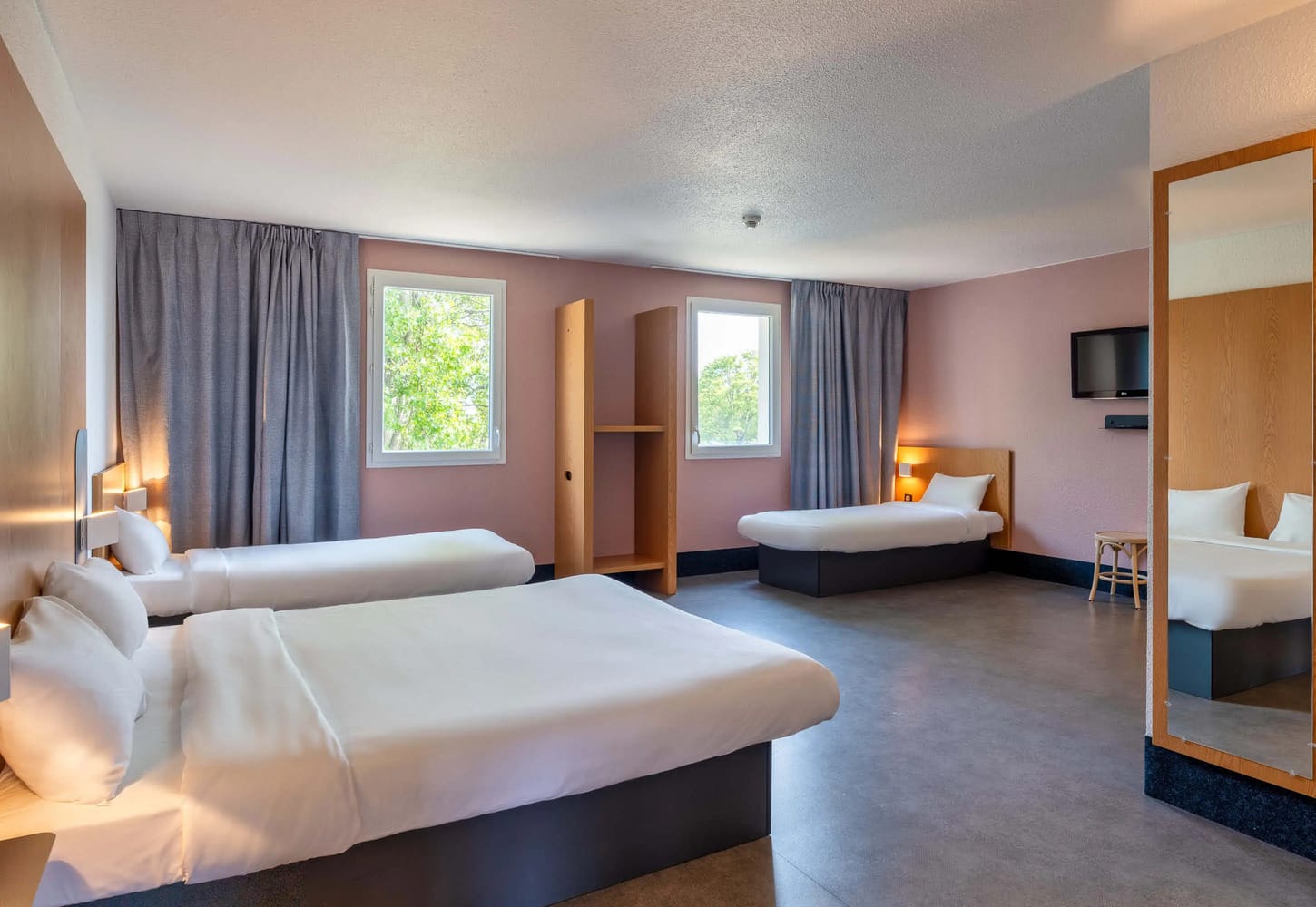 hotel-lyon-eurexpo-chassieu_4575_family-room-23676_0